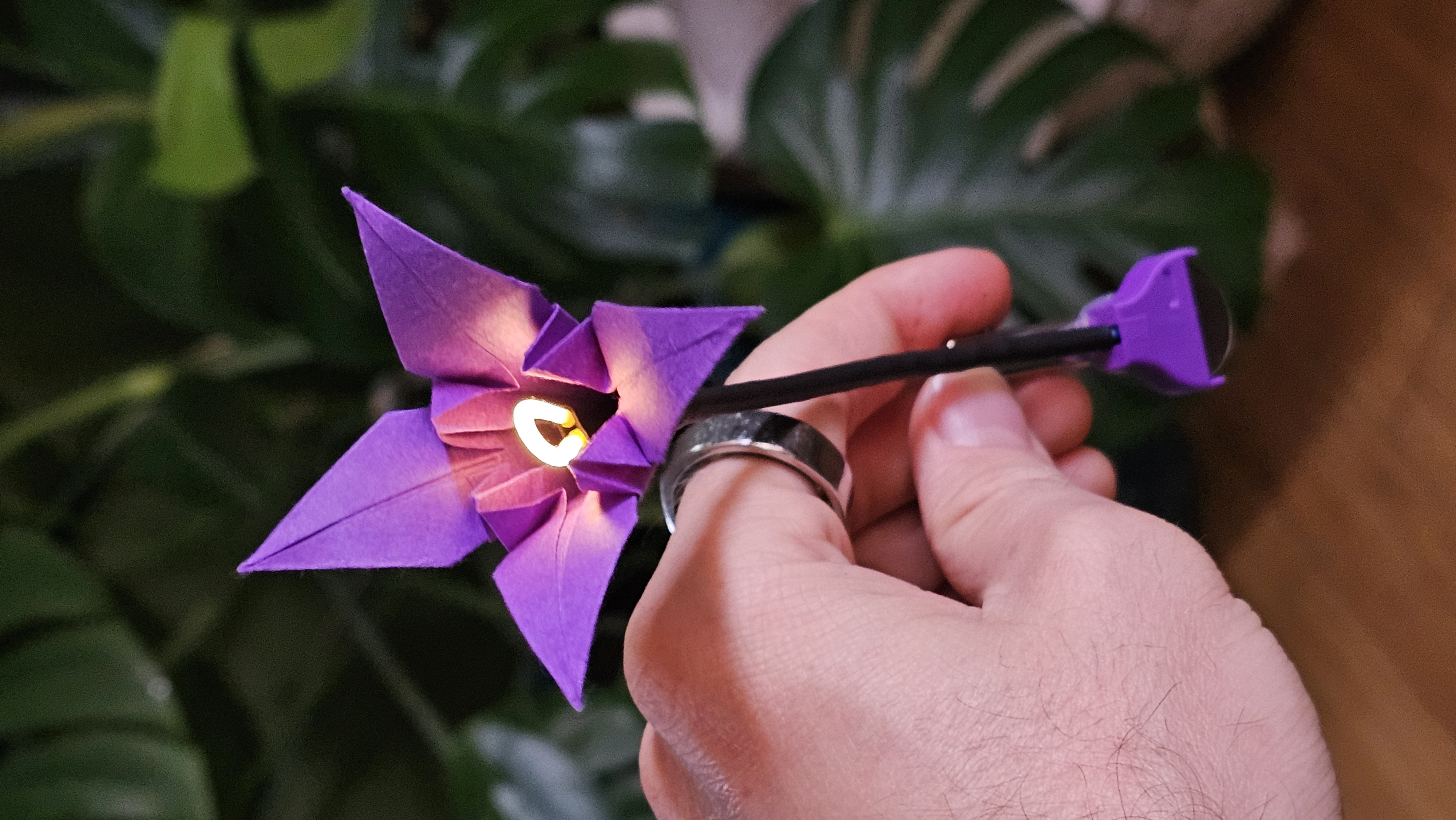 GlowFlora Clip